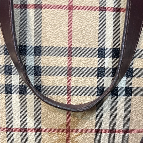 Burberry Vintage Haymarket Check Tote Bag in Coated Canvas and Leather - Picture 2 of 15